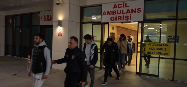 Edirne’de kaçak göçmen operasyonu: Bir insan kaçakcısı ve 8 kaçak göçmen yakalandı